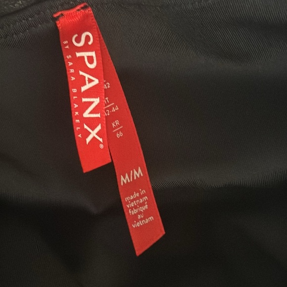 SPANX Faux Leather Leggings Tummy Control With Side Stripe Size M Tuxedo Stripe - Picture 16 of 16